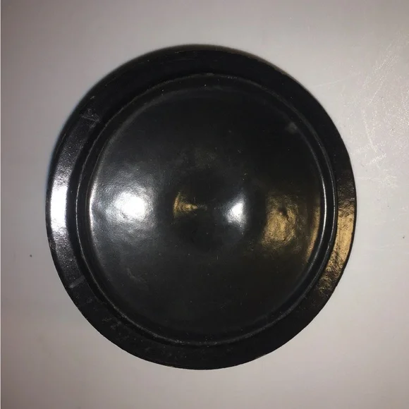 Cast Iron Japanese Tetsu Kyushu Tea Pot - Picture 9 of 12